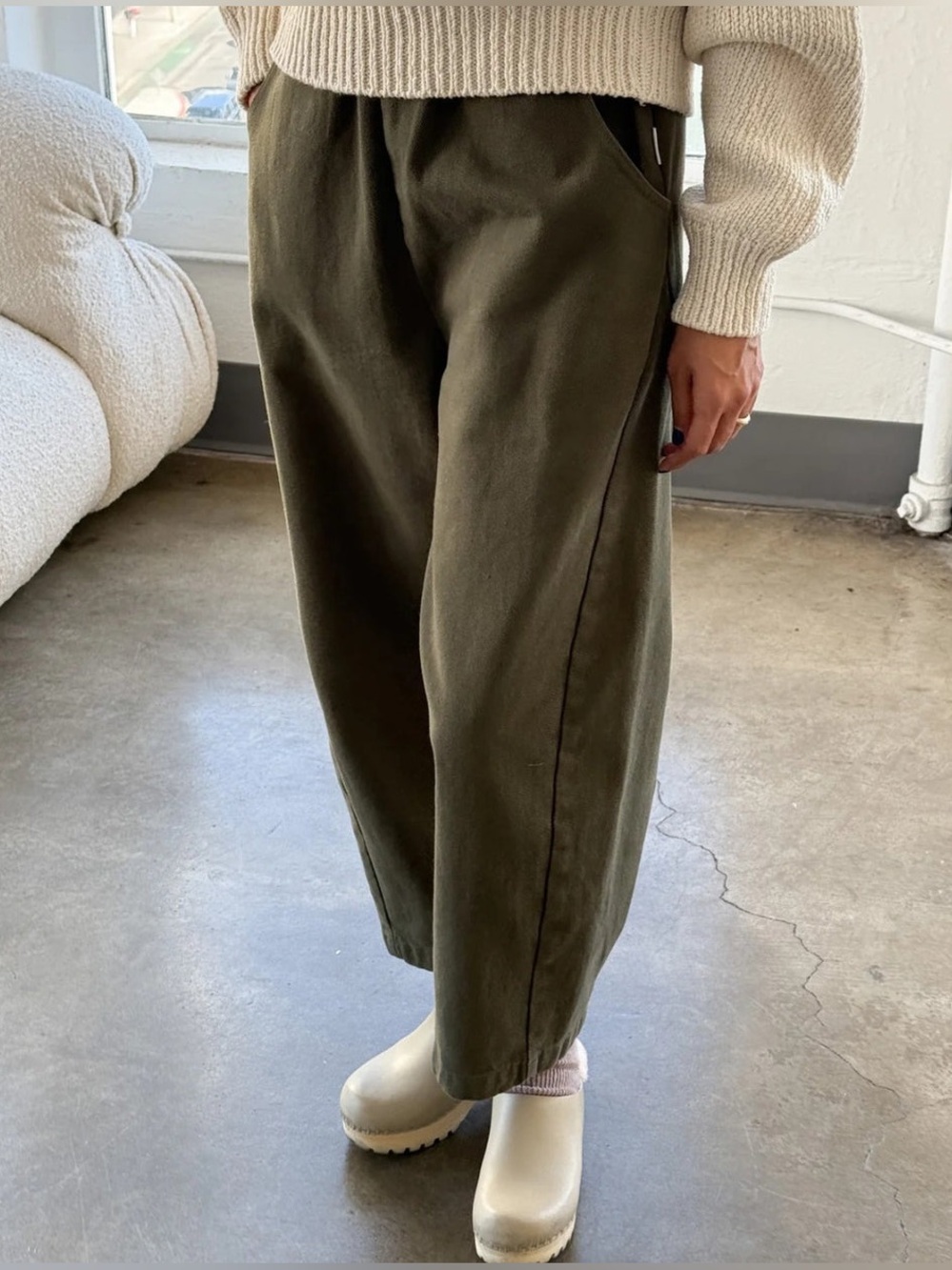 NEW Le Bon Shoppe Arc Pants in Olive Size S